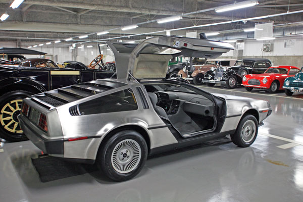 05-2c 12-04-21_128 1982 DeLorean DMC-12.JPG